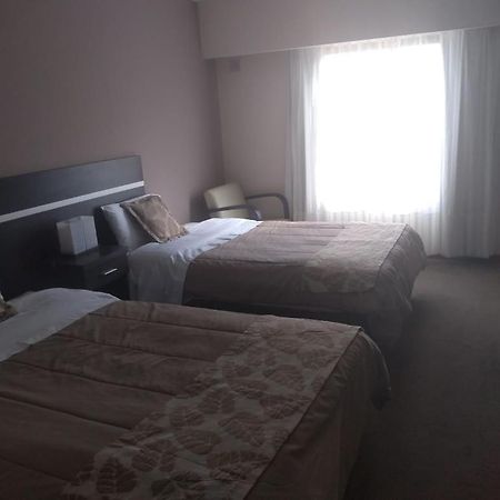Colon Center Hotel ภายนอก รูปภาพ