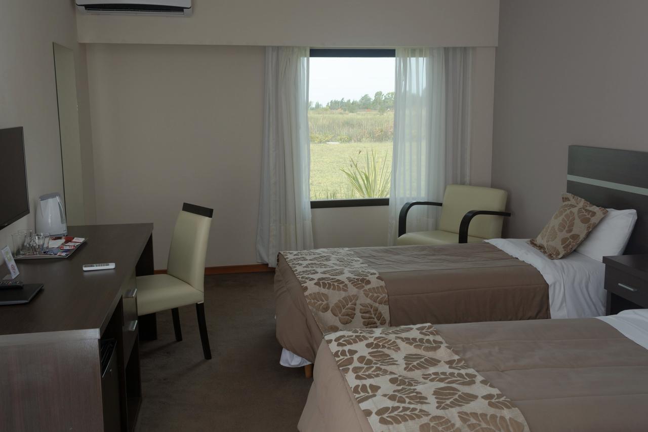 Colon Center Hotel ภายนอก รูปภาพ